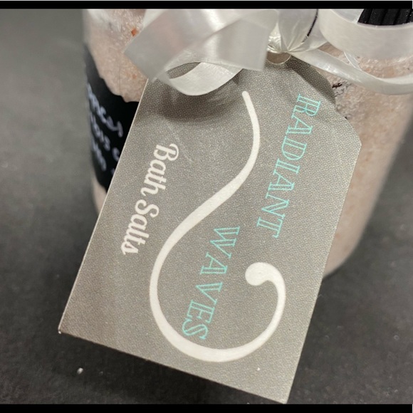 8oz hand crafted relaxing sage bath salts by Radiant Waves - Picture 5 of 5
